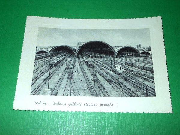 Cartolina Milano - Imbocco gallerie stazione centrale 1958
