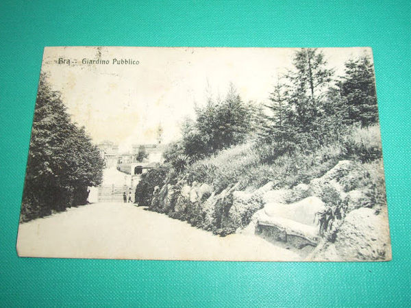 Cartolina Bra (Cuneo) - Giardino Pubblico 1922