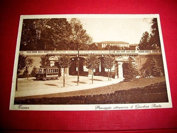 Cartolina Torino - Passaggio nel Giardino Reale 1930 ca