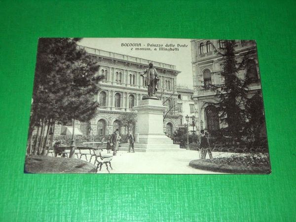 Cartolina Bologna - Palazzo delle Poste e monumento a Minghetti …