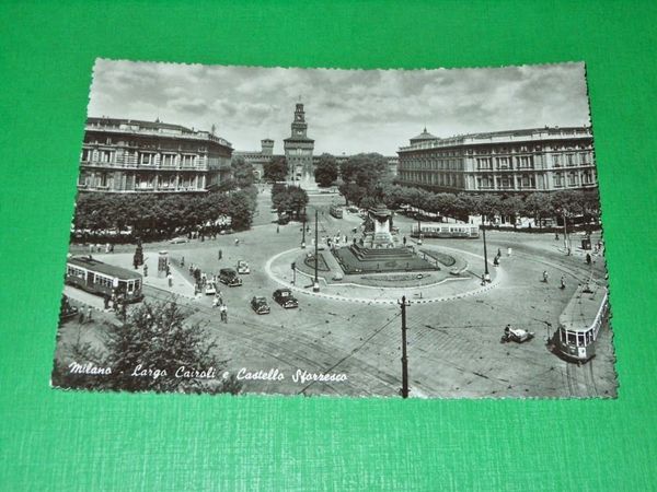 Cartolina Milano - Largo Cairoli e Castello Sforzesco 1955