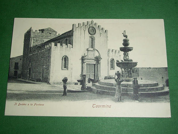 Cartolina Taormina - Il Duomo e la Fontana 1900 ca