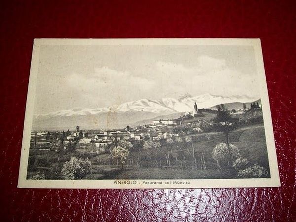 Cartolina Pinerolo - Panorama col Monviso 1940