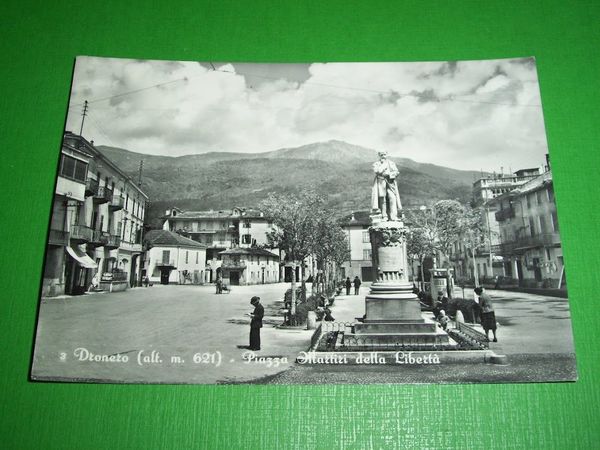 Cartolina Dronero - Piazza Martiri della Libertà 1959