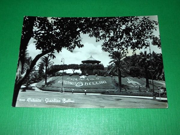 Cartolina Catania - Giardino Bellini 1953