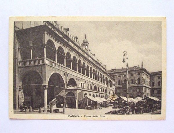 Cartolina Padova - Piazza delle Erbe 1930 ca