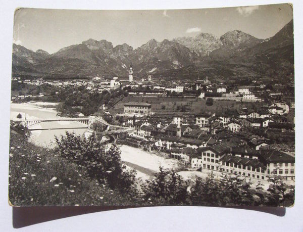Cartolina Belluno col fiume Piave e prealpi 1956