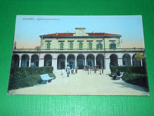 Cartolina Voghera - Stazione Ferroviaria 1920 ca