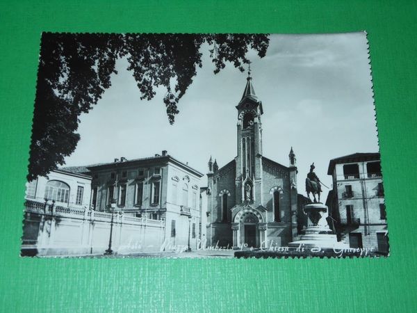 Cartolina Asti - Piazza Umberto I° e Chiesa di S. …