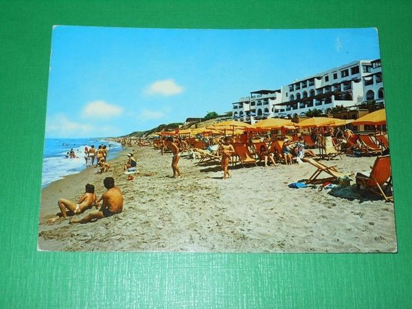 Cartolina Sabaudia - Spiaggia Hotel Le Dune 1975 ca