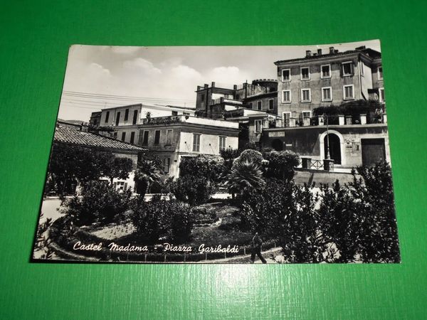 Cartolina Castel Madama - Piazza Garibaldi 1957