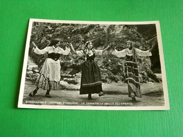 Cartolina Guardiagrele - Costumi d'Abruzzo - La Tarantella 1940 ca