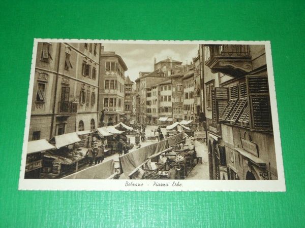 Cartolina Bolzano - Piazza Erbe 1937