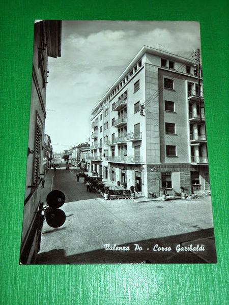 Cartolina Valenza Po - Corso Garibaldi 1960