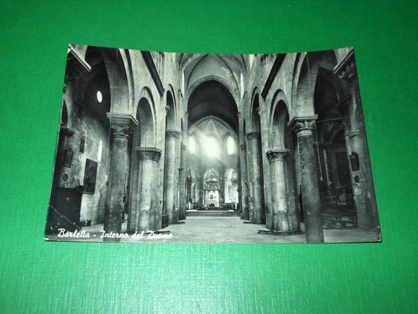 Cartolina Barletta - Interno de Duomo 1967.