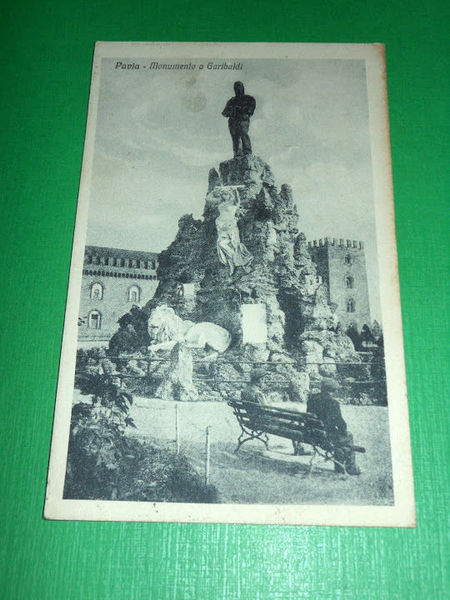 Cartolina Pavia - Monumento a Garibaldi 1922