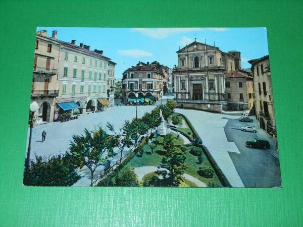 Cartolina Mondovì - Piazza Maggiore 1965.