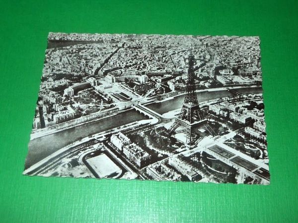 Cartolina Francia Parigi - La Tour Eiffel et le Palais …