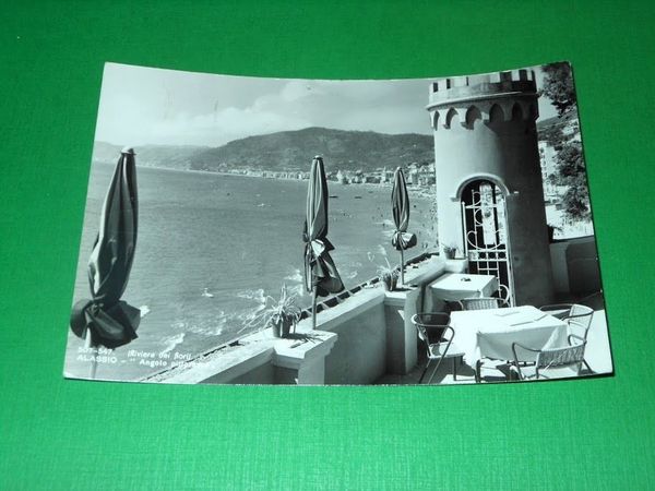 Cartolina Alassio - Angolo pittoresco 1954.