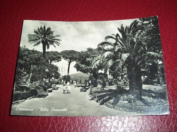 Cartolina Catanzaro - Villa Comunale 1955 ca