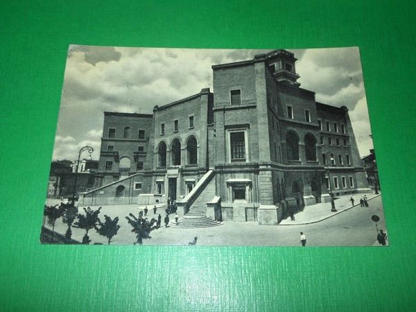 Cartolina Foggia - Corso Garibaldi - Palazzo di Città 1960