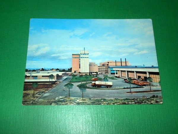 Cartolina Bari - Panoramica di uno Stabilimento del Gruppo Peroni …