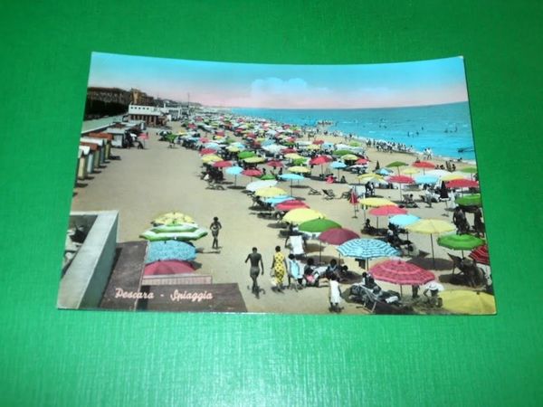 Cartolina Pescara - Spiaggia 1960