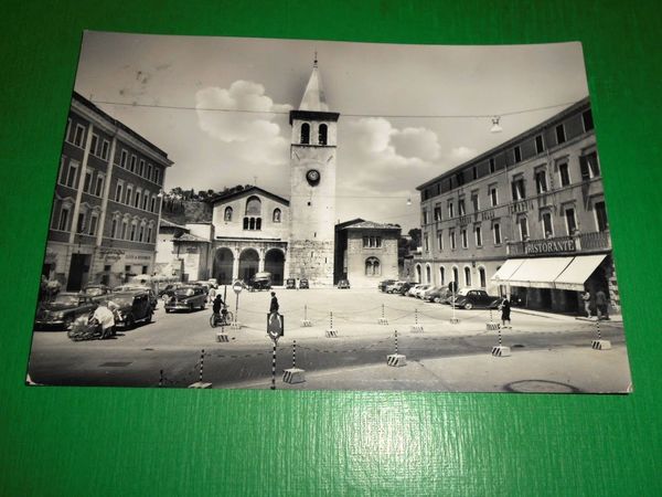 Cartolina Spoleto - Piazza di S. Gregorio 1961