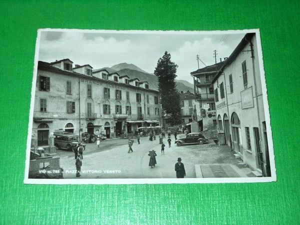 Cartolina Viù - Piazza Vittorio Veneto 1944