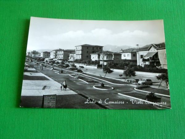 Cartolina Lido di Camaiore - Viali lungomare 1955 ca