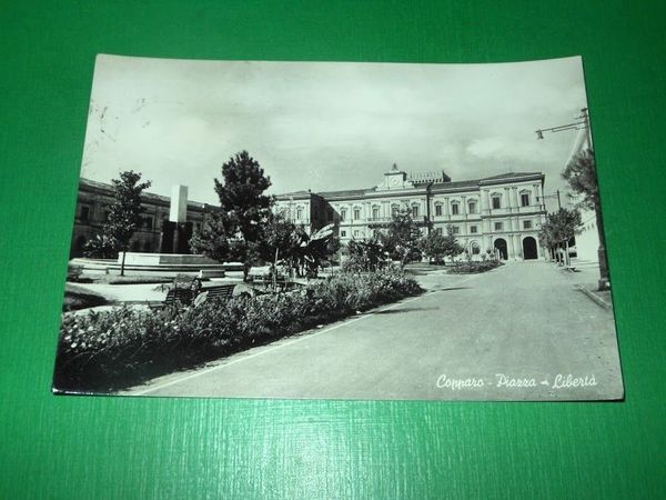 Cartolina Copparo - Piazza Libertà 1953