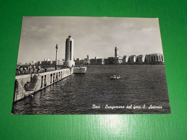 Cartolina Bari - Lungomare dal faro S. Antonio 1956.