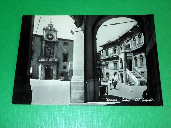 Cartolina Fermo - Piazza del Popolo 1950 ca