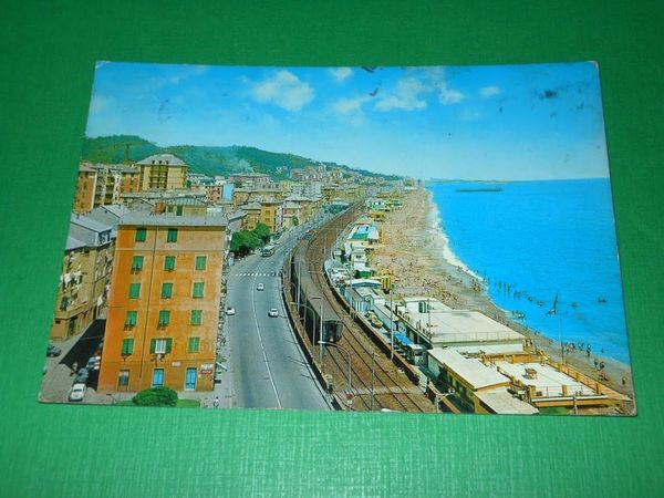 Cartolina Genova Prà - Panorama e spiaggia 1977