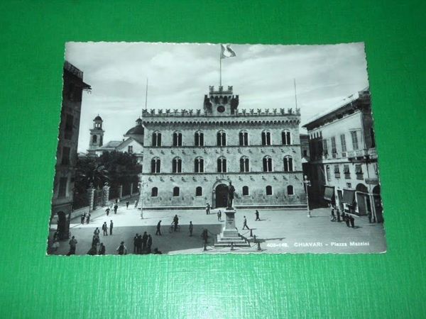 Cartolina Chiavari - Piazza Mazzini 1953.
