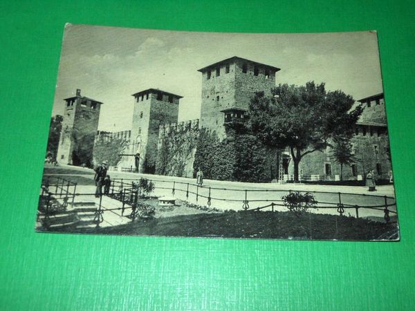 Cartolina Verona - Castelvecchio 1953