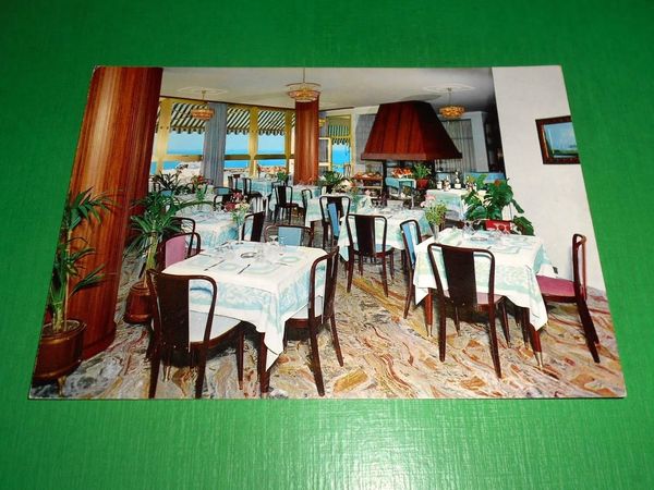 Cartolina Vallecrosia - Lungomare Marconi - Ristorante Squarcia 1965 ca