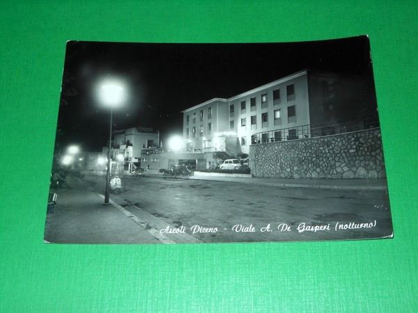 Cartolina Ascoli Piceno - Viale A. De Gasperi ( notturno …