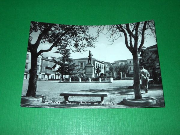 Cartolina Pontedera - Piazza Andrea da Pontedera 1955 ca