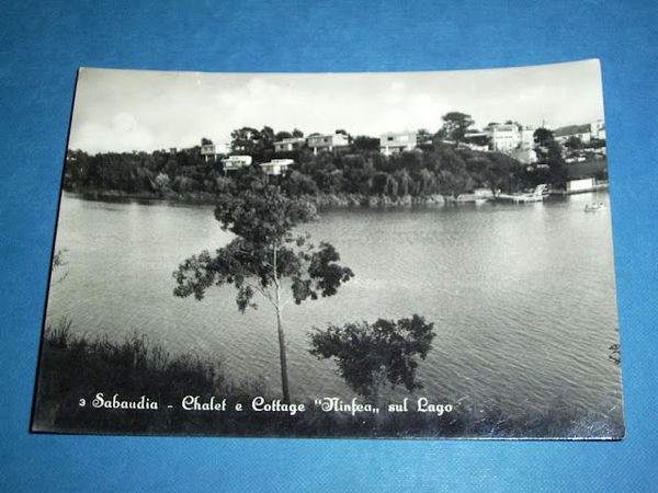 Cartolina Sabaudia - Cottage Ninfea sul Lago 1956