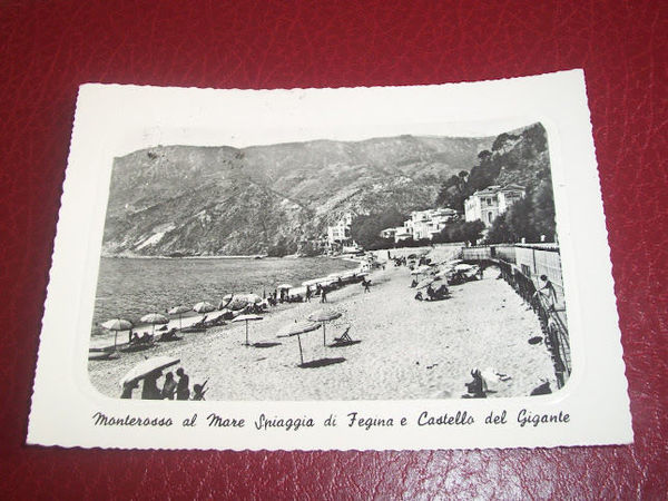 Cartolina Monterosso al Mare - Spiaggia di Fegina e Castello …
