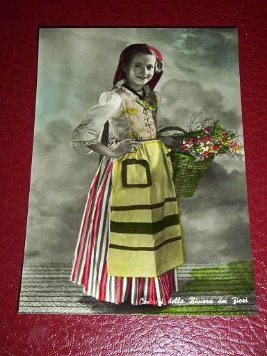 Cartolina Costumi popolari Liguri - Ragazza con i fiori