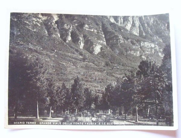 Cartolina Boario Terme - Viale della Fonte Fausta 1952