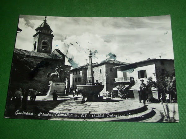 Cartolina Gavinana ( Pistoia ) - Piazza Francesco Ferrucci 1955