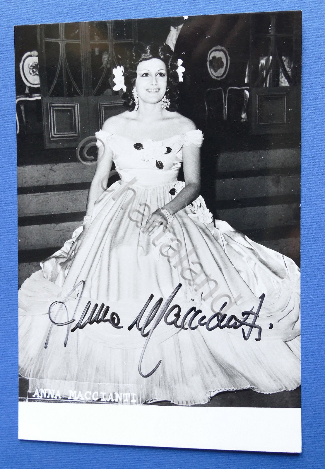 Autografo della cantante lirica soprano Anna Maccianti - Stagione 1974-75