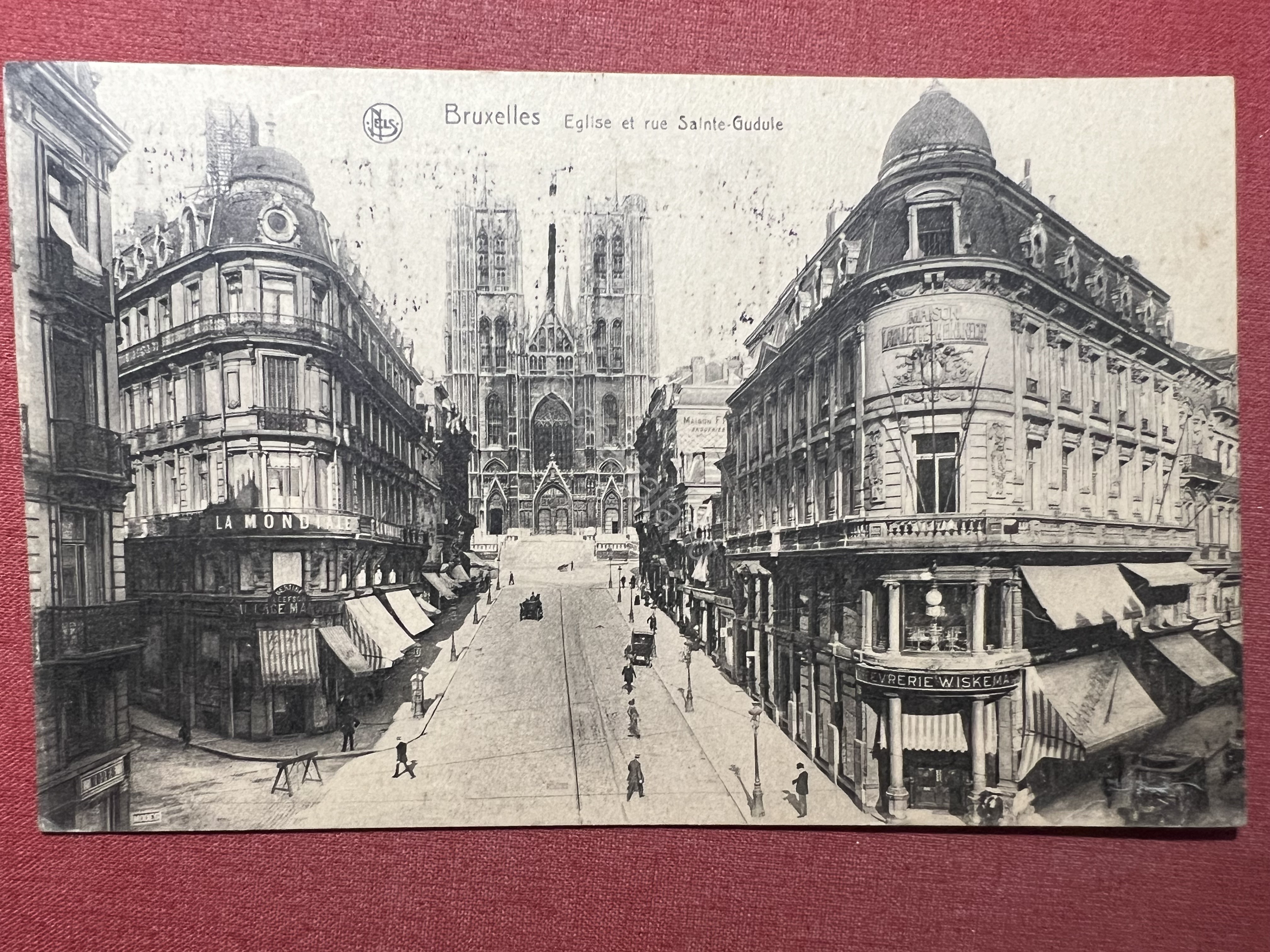 Cartolina - Bruxelles - Eglise et Rue Sainte-Gudule - 1924