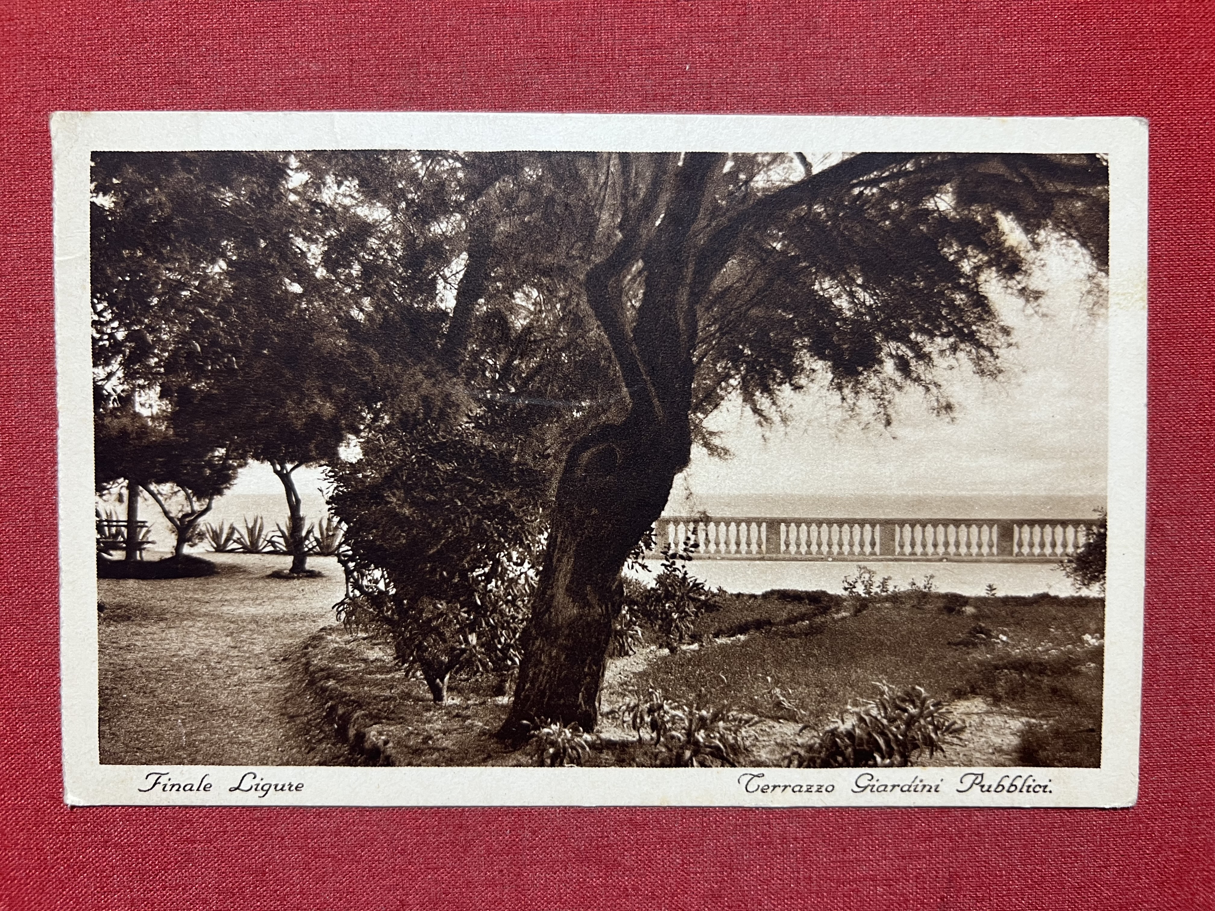 Cartolina - Finale Ligure - Terrazzo Giardini Pubblici - 1939