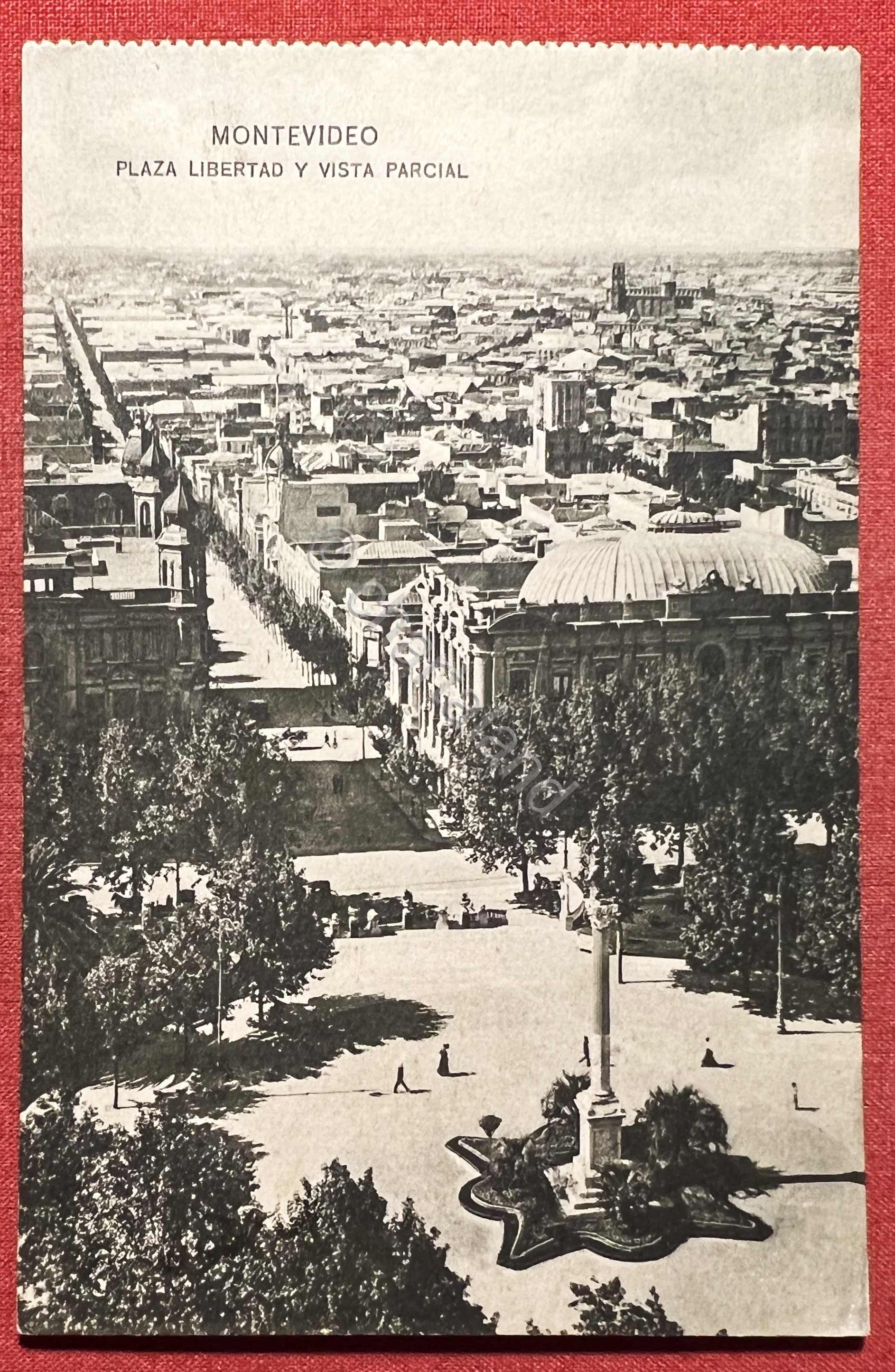 Cartolina - Uruguay - Montevideo - Plaza Libertad y vista …