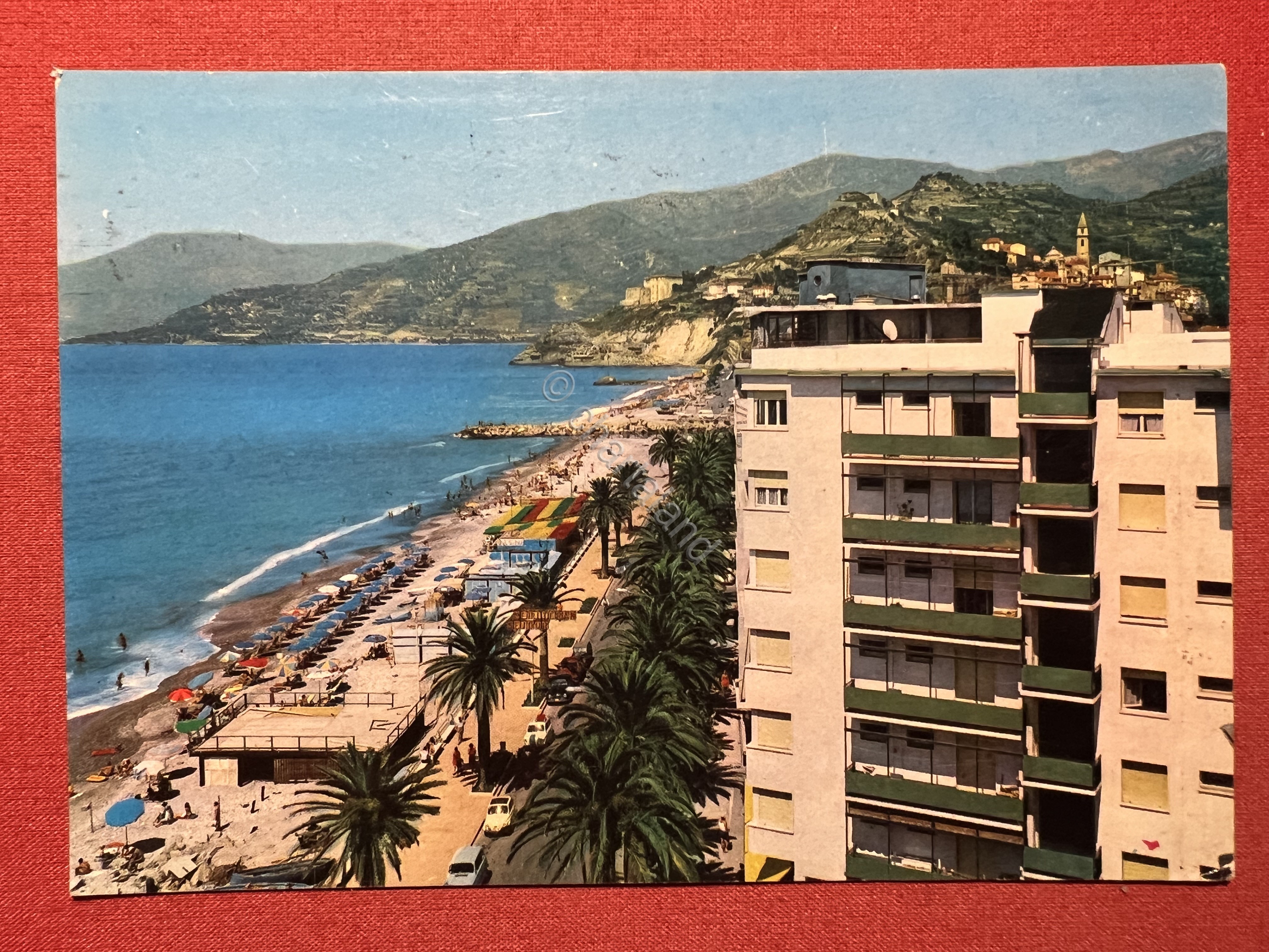 Cartolina - Ventimiglia ( Imperia ) - Lungomare e Spiaggia …