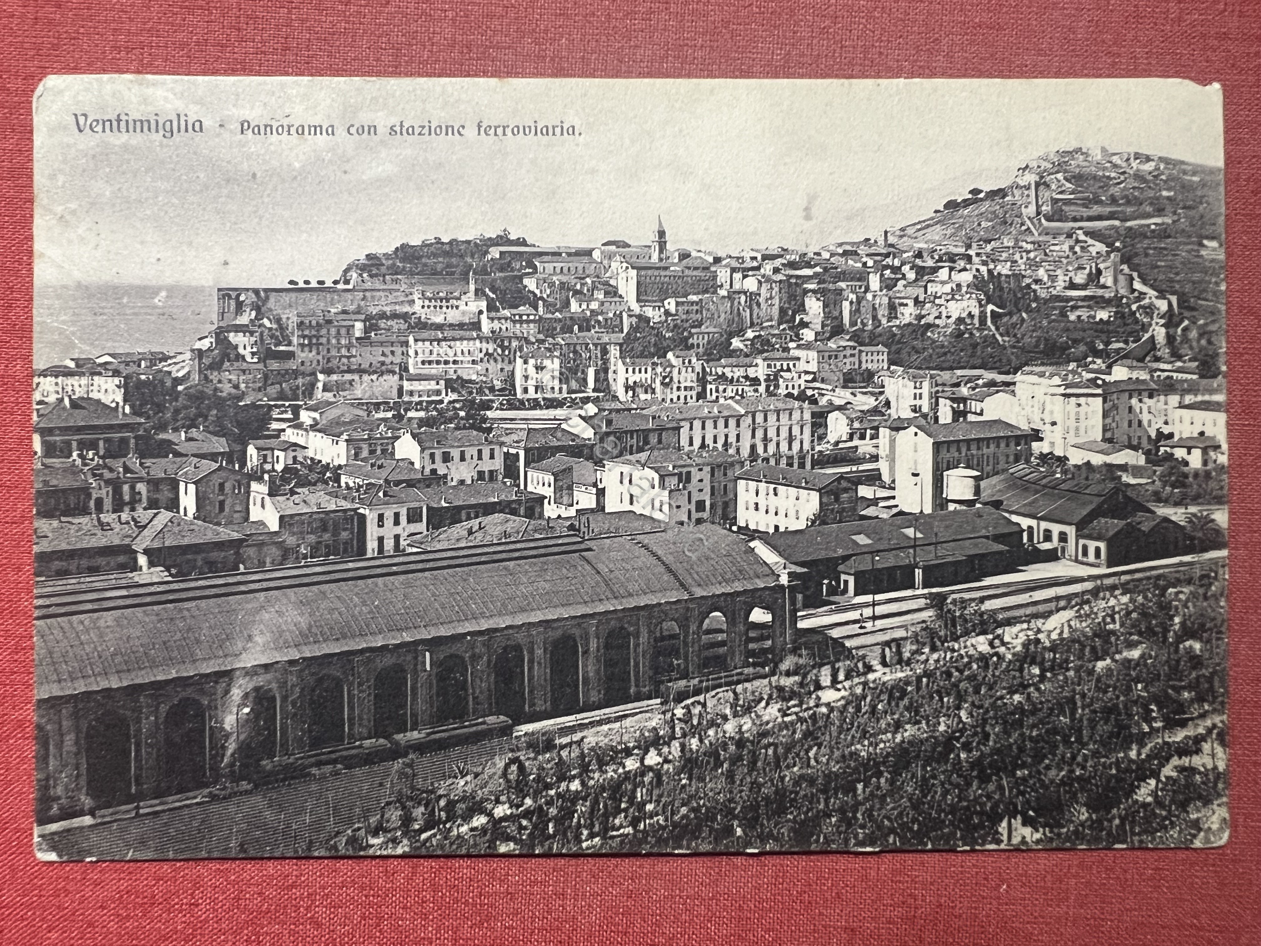 Cartolina - Ventimiglia ( Imperia ) - Panorama con Stazione …